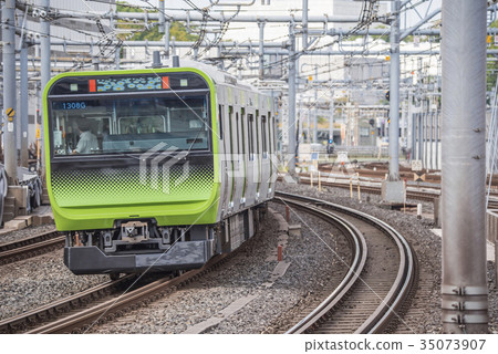 新山手線E235系列禦徒町站 35073907