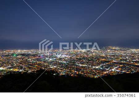 日本的三大夜景北海道札幌Moiwa山*照片攝於2017年10月 35074361