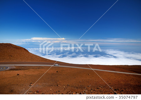 Stunning landscape view of Haleakala volcano  35074797