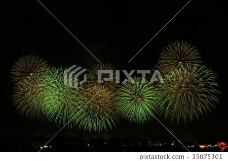 2017 Tsuchiura fireworks display wide star mine 35075301