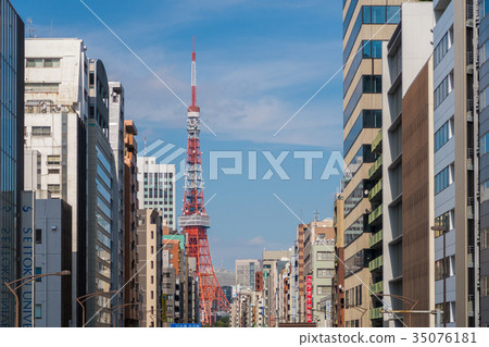 從票據的腳的交叉點看的Minato Ward Mita都市風景 35076181