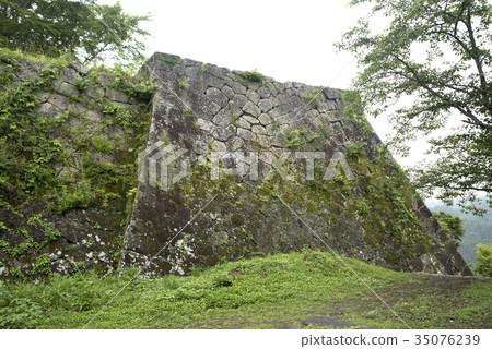 Okashiro Tenshudai Ishigaki 35076239