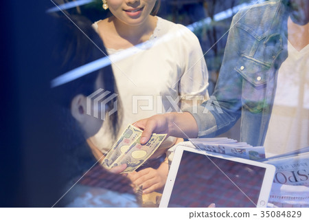 Cafe-Cashier-Accounting 35084829
