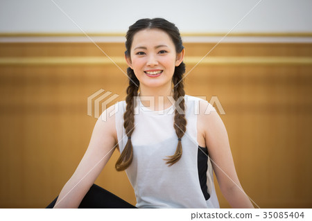 Fitness gym yoga 35085404