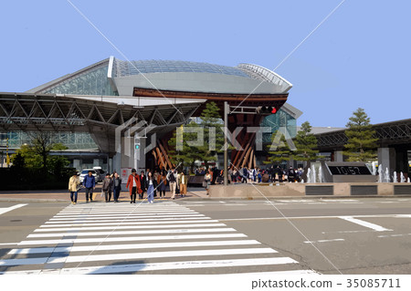 Kanazawa Station 35085711