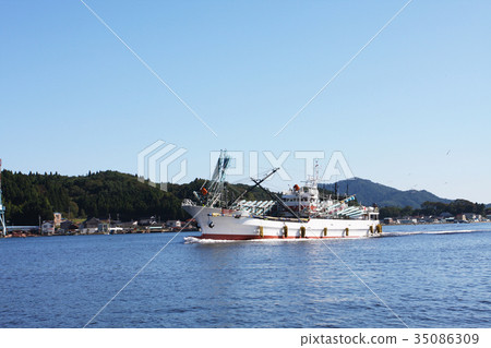 Ship fishing boat Ship fishing boat 35086309