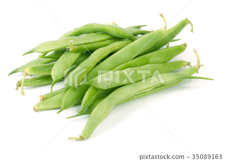 Green beans isolated on a white background Green beans isolated on a white background 35089163