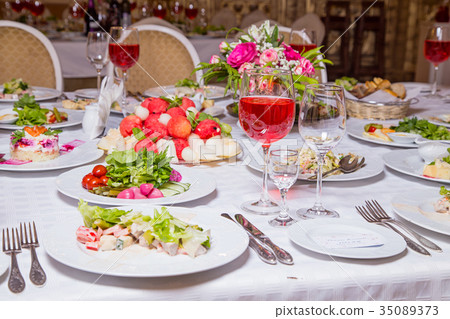 Photo of feast - tablewear and celebratory meal Photo of feast - tablewear and celebratory meal 35089373