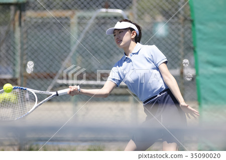 打網球的女人 35090020