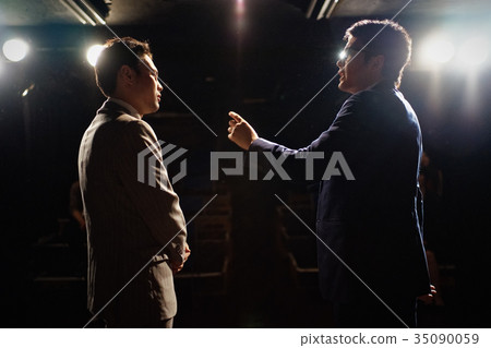 Performer stage 35090059