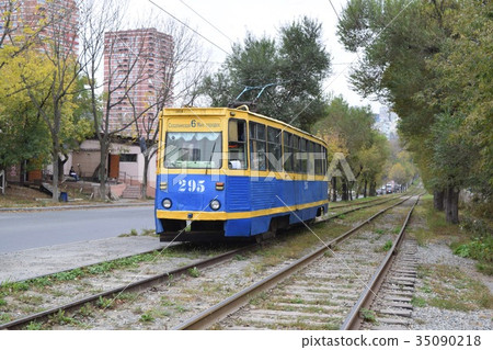 Vladivostok tram 35090218