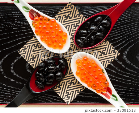 Salmon roe black beans lentil boiled beans one spoon Salmon roe black beans lentil boiled beans one spoon 35091518