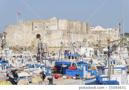 Guzman el bueno castle, Tarifa, Cadiz, Spain Guzman el bueno castle, Tarifa, Cadiz, Spain 35093631