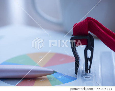 商業形象·圖表·身份證·咖啡廳·女性 35093744