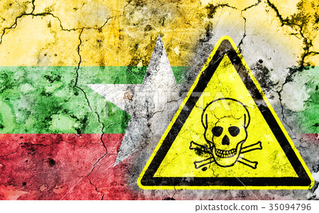 Old cracked wall with poison warning sign Old cracked wall with poison warning sign 35094796