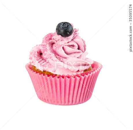 Blueberry capkake with cream and fresh blueberries Blueberry capkake with cream and fresh blueberries 35095574