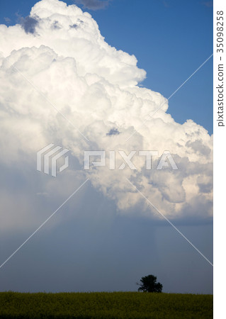 Storm Clouds Canada 35098258