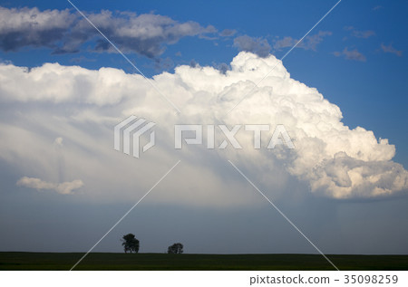 Storm Clouds Canada 35098259
