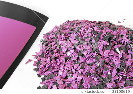 Crushed polypropylene, polystyrene. Crushed polypropylene, polystyrene. 35100619