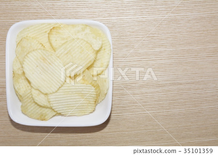 Crisps Crisps 35101359