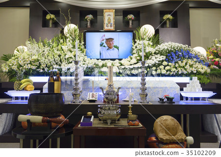 Funeral image 35102209