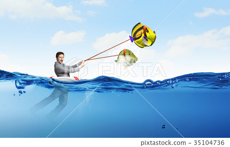 Catch big fish 35104736