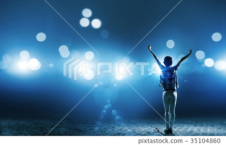 Performer on stage Performer on stage 35104860