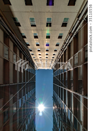 Mansion Mansion 35110556