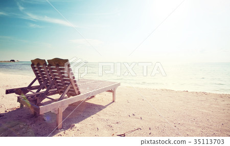 Beach Beach 35113703