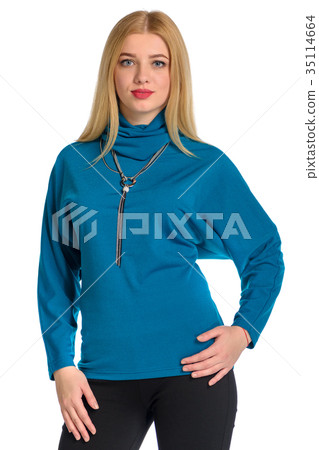 teenager showing clothes 35114664