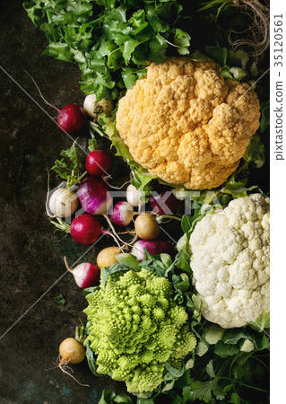 Variety of cauliflower and radish Variety of cauliflower and radish 35120561