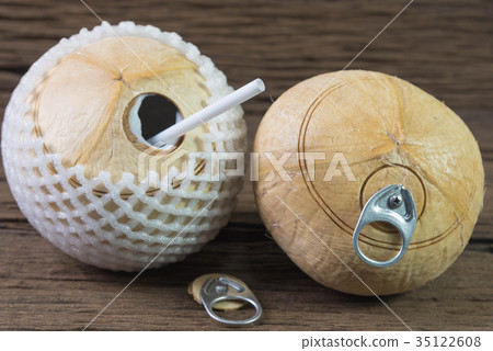 fresh coconut drink, coconut with pull ring fresh coconut drink, coconut with pull ring 35122608