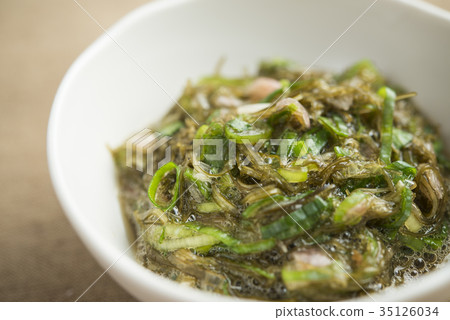 Stir-fried kombu seaweed Stir-fried kombu seaweed 35126034