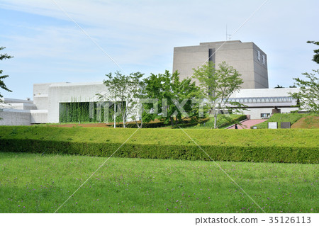 Japan's 100 Great Castles / Sakura Castle 35126113