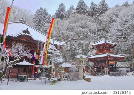 Winter Mizusawa Temple and Rokkakudo 35126343