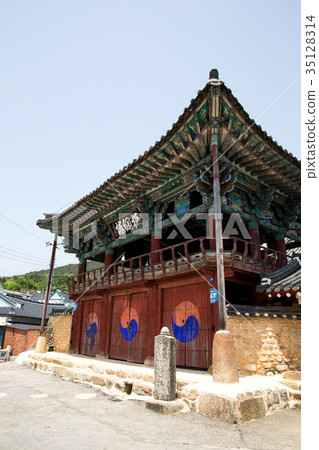 Namwon Hyanggyo Namwon Hyanggyo 35128314