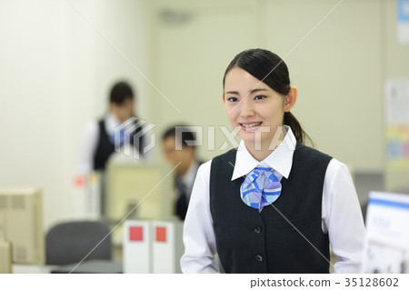 Bank window receptionist 35128602