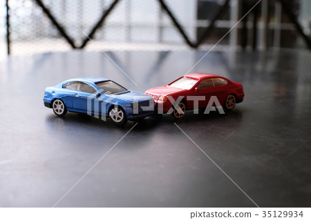 Toy cars crash accident. Simulation Toy cars crash accident. Simulation 35129934