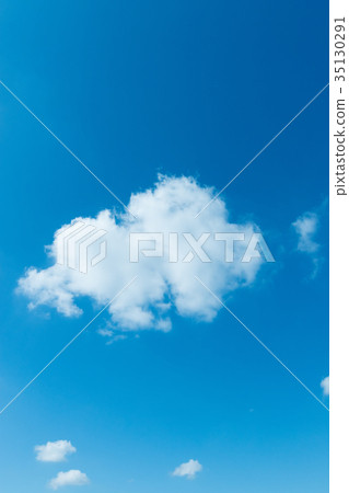 雲彩覆蓋白色藍色梯度大天空清楚的藍天天空風景刷新的天空背景 35130291