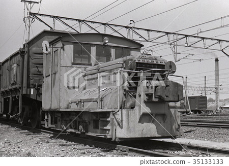 Old exchange locomotive Old exchange locomotive 35133133