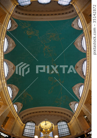Grand Central Station 35142872