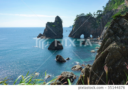[Kitayamazaki, Tanohata Village, Iwate Prefecture] Kitayamazaki, a scenic spot with 200m high cliffs, is a breathtaking sea alps 35144876