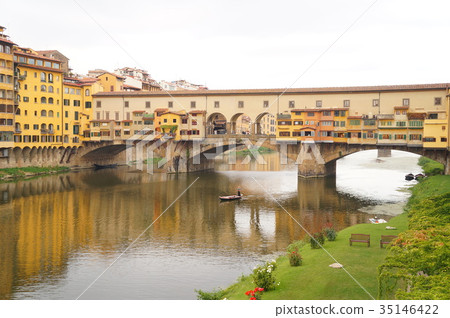 Ponte Vecchio Ponte Vecchio 35146422