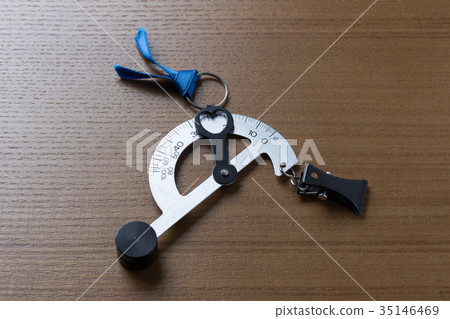 後規模 後規模 35146469