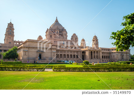 umaid bhawan palace in jodhpur, rajasthan, india umaid bhawan palace in jodhpur, rajasthan, india 35149970