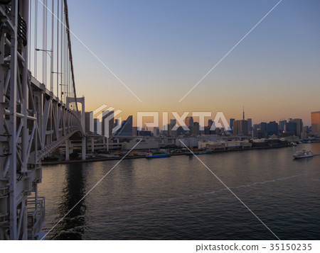 東京灣遊船之旅,欣賞彩虹橋和東京鐵塔的日落美景 東京灣遊船之旅,欣賞彩虹橋和東京鐵塔的日落美景 35150235