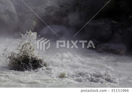 Hot spring that springs out of Unzen hell 35151966