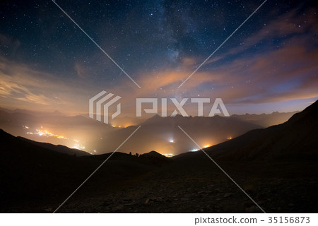 The colorful glowing Milky Way and the starry sky The colorful glowing Milky Way and the starry sky 35156873