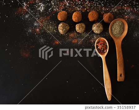 Spicy cheese assortment. Healthy rustic food 35158937