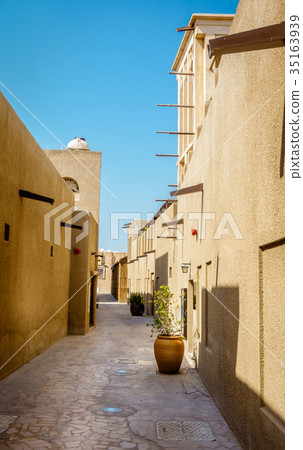 Al Fahidi Historical Neighborhood 35163939